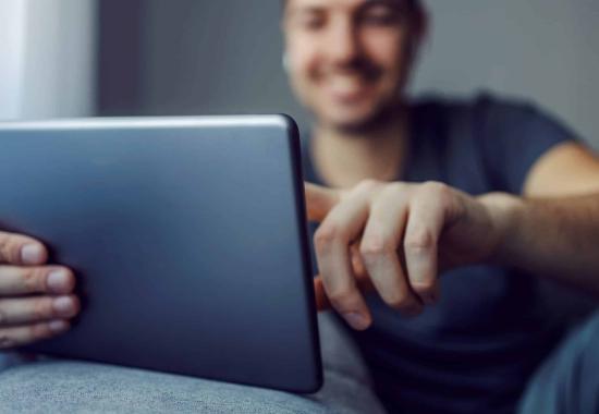 Grindr partners with Facetec for biometric age assurance in the UK